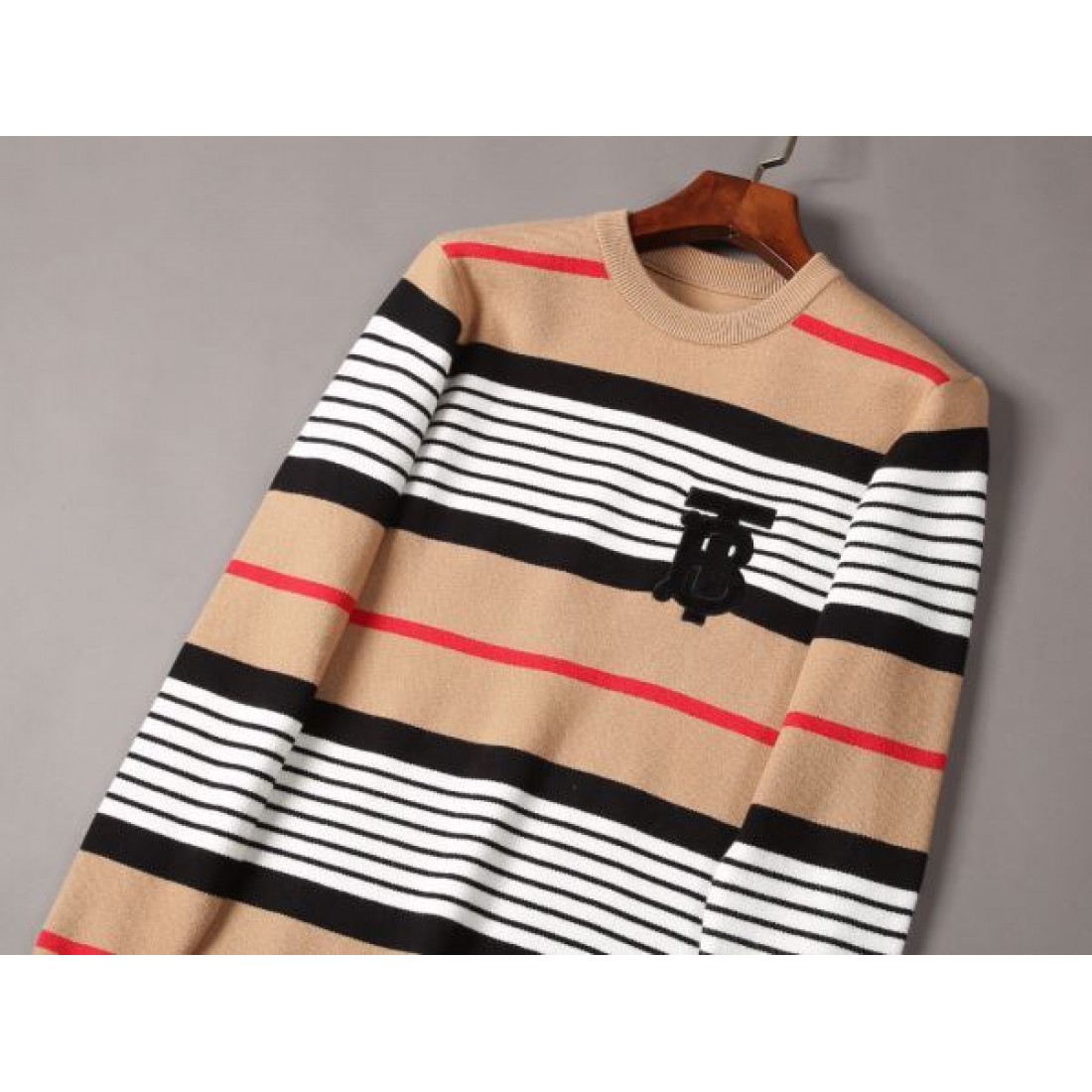 暖かみある上品な BURBERRY バーバリー スーパーコピー セーター クラシカル