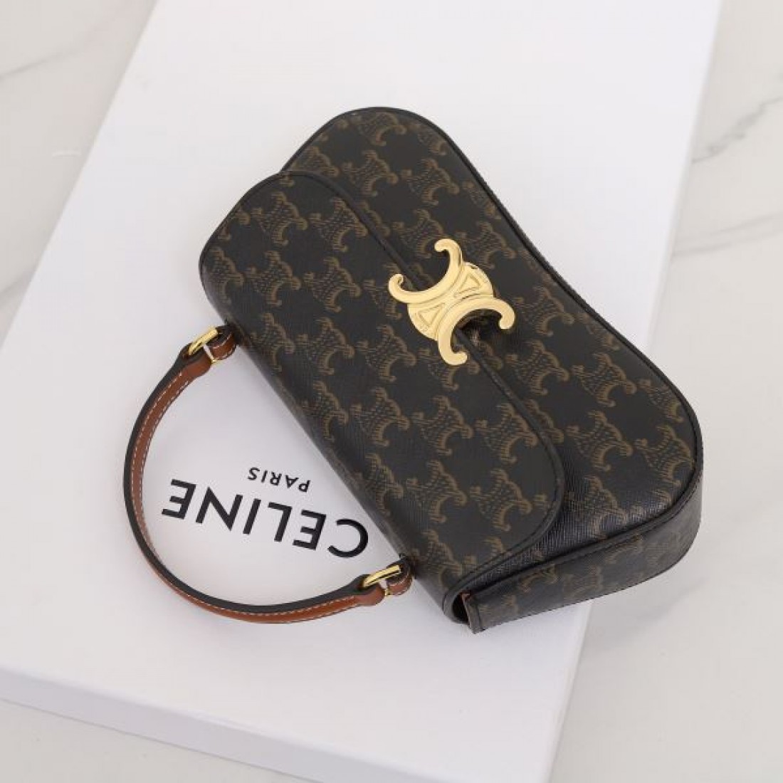 洗練された CELINE セリーヌ コピー トートバッグ 高品質でモダンな印象