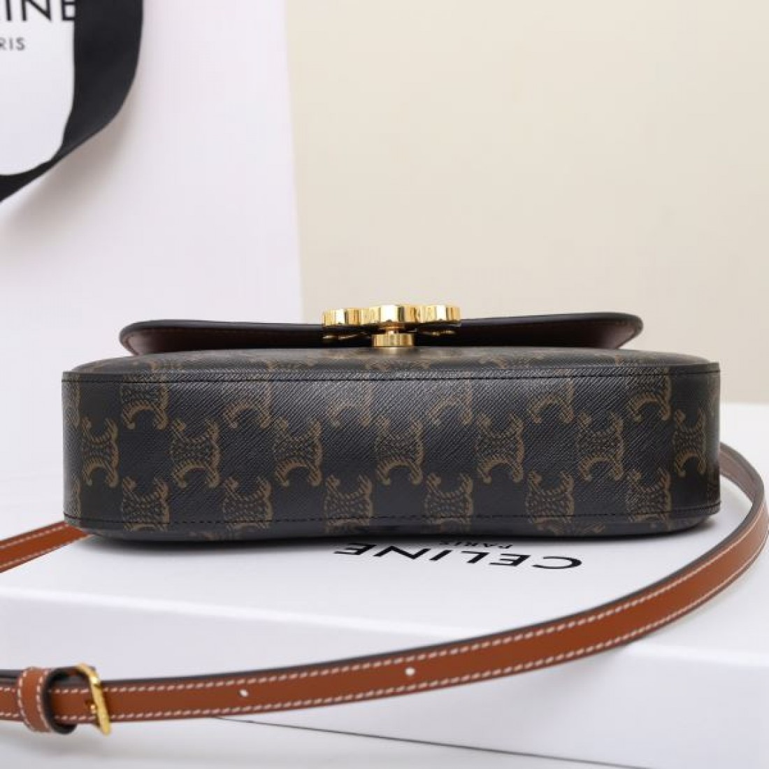 洗練された CELINE セリーヌ コピー トートバッグ 高品質でモダンな印象