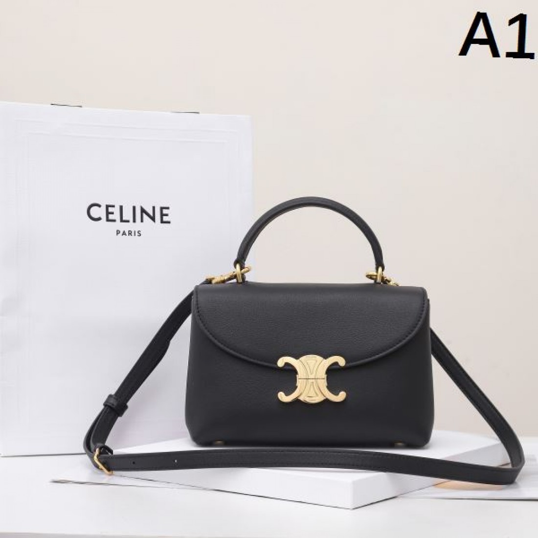 モダンでスタイリッシュな セリーヌ コピー トートバッグ CELINE 今季注目のデザイン