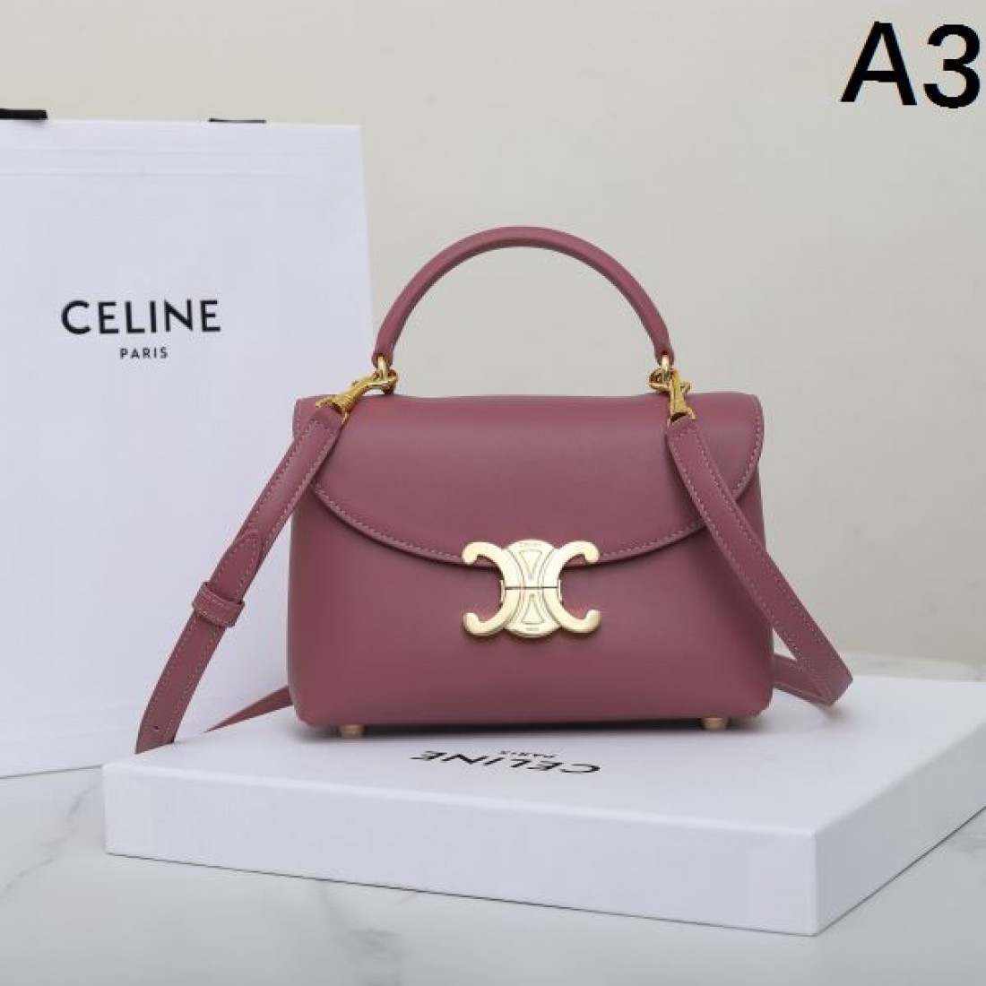 モダンでスタイリッシュな セリーヌ コピー トートバッグ CELINE 今季注目のデザイン
