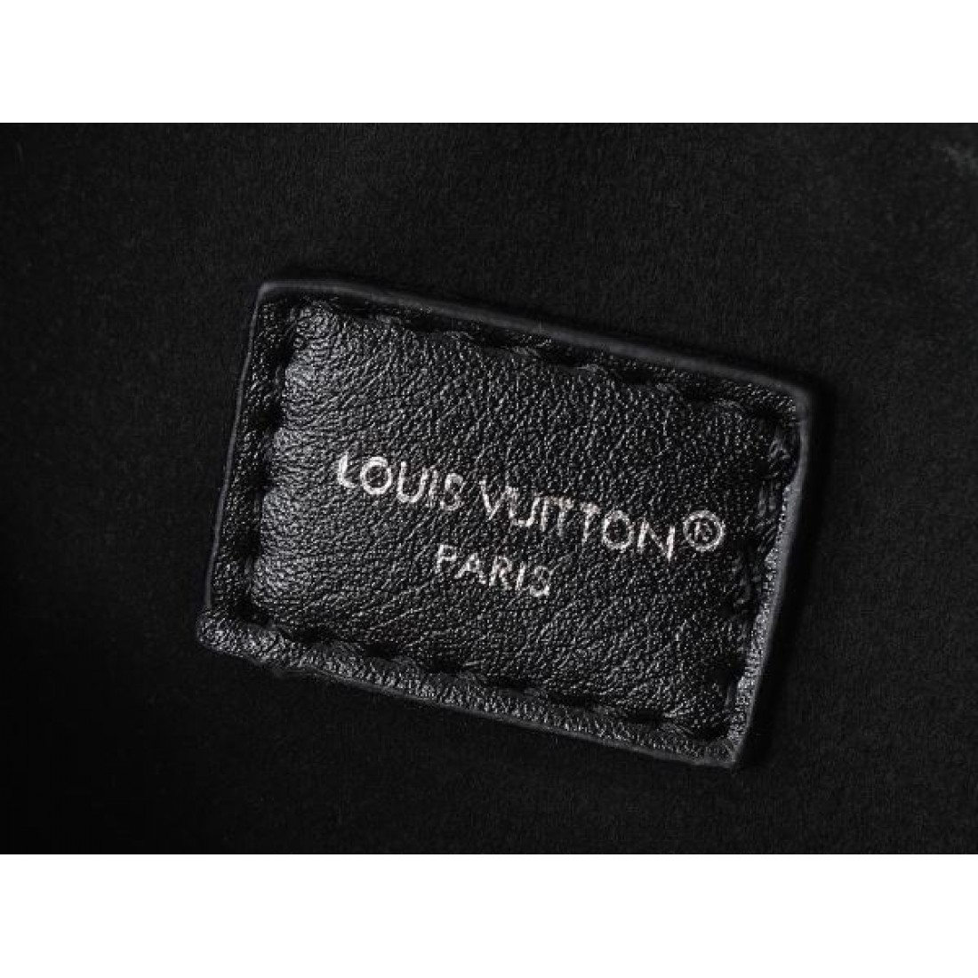 人気急上昇の ルイヴィトン コピー トートバッグ LOUIS VUITTON 華やかな印象