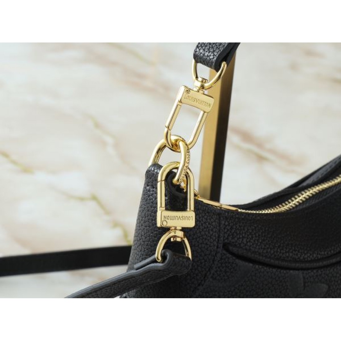  高級感ただよう LOUIS VUITTON ルイヴィトン コピー トートバッグ 洗練された佇まい