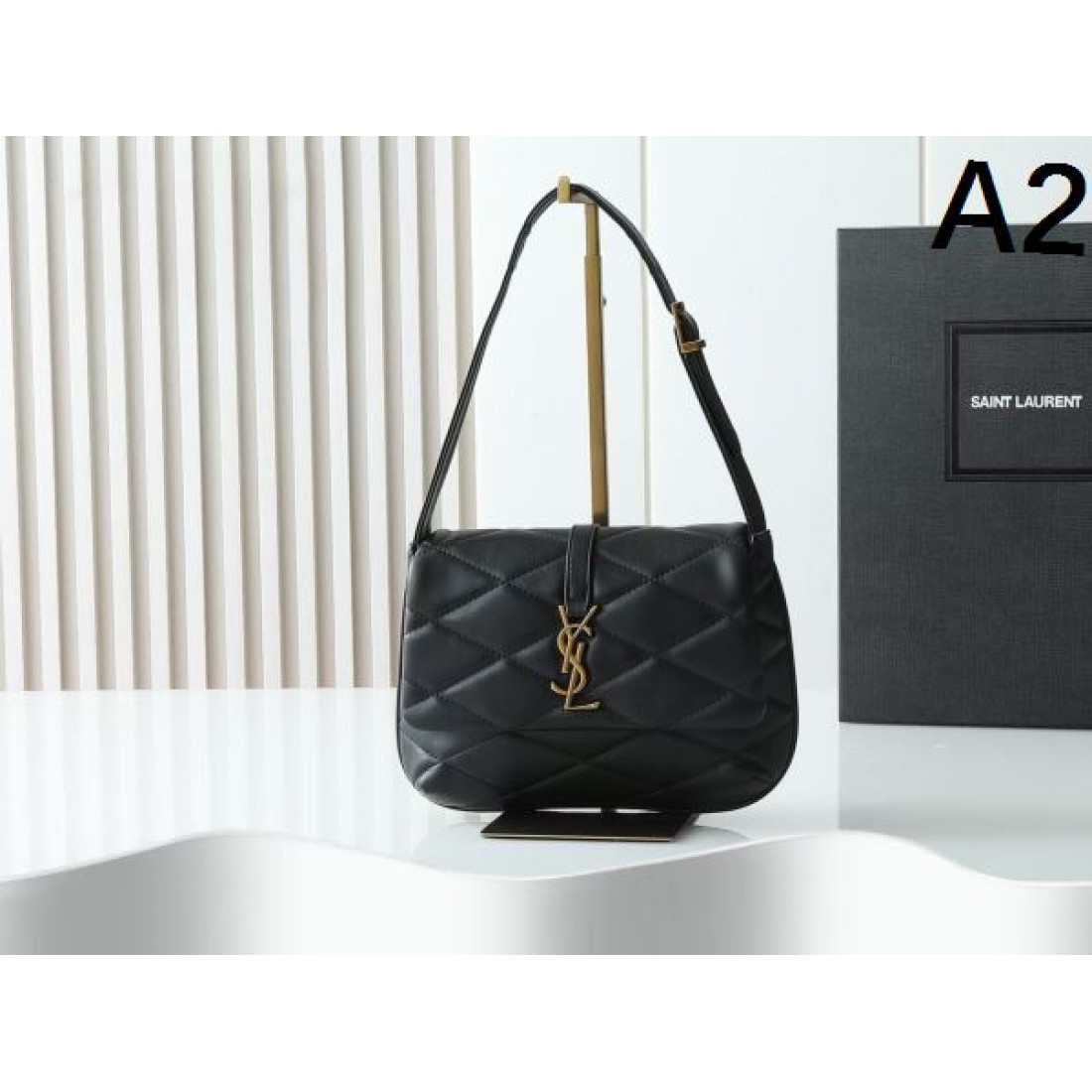 人気急上昇 YSL スーパーコピー トートバッグ イヴ サンローラン 華やかな印象