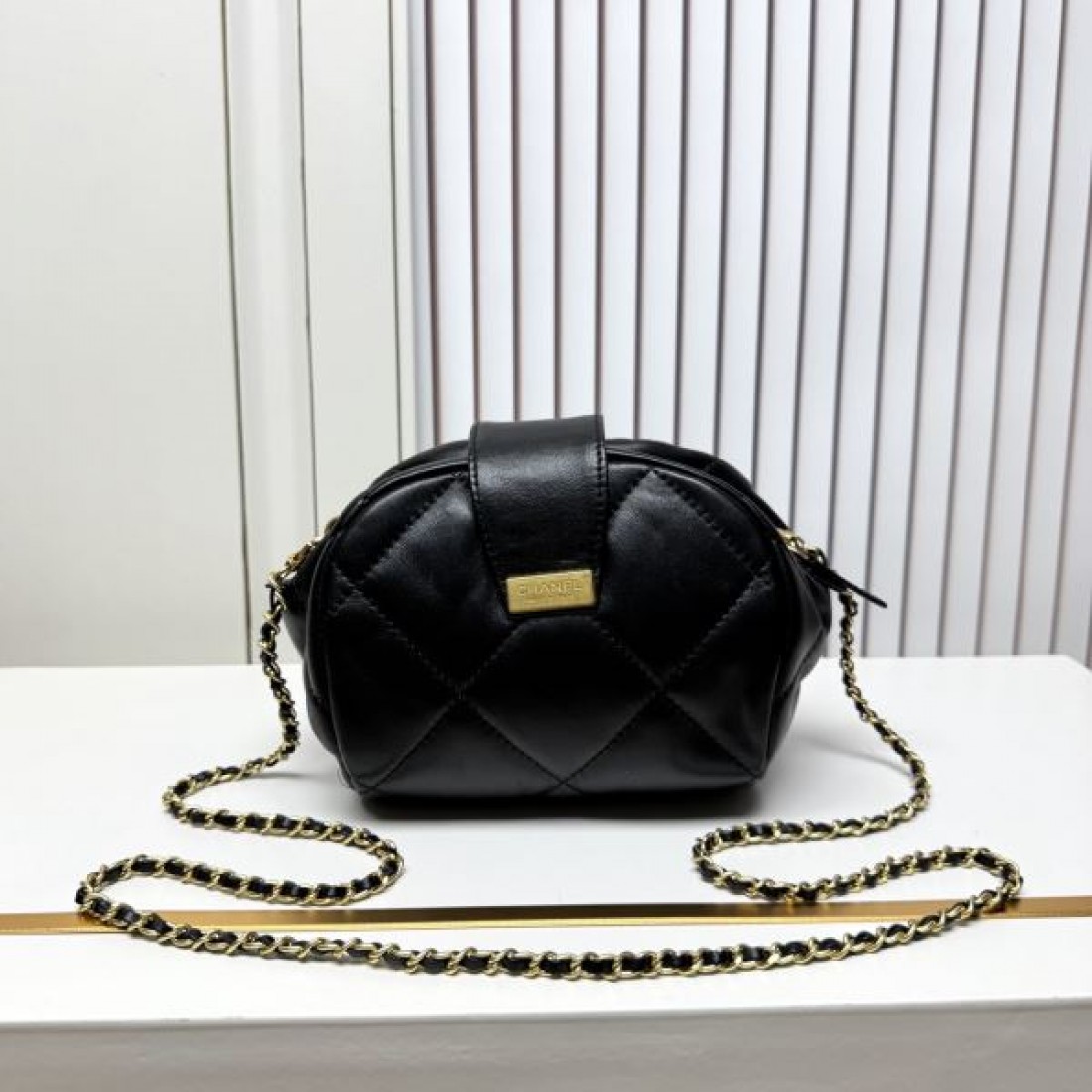 CHANEL シャネル コピー ショルダーバッグ 気品ただよう洗練デザイン