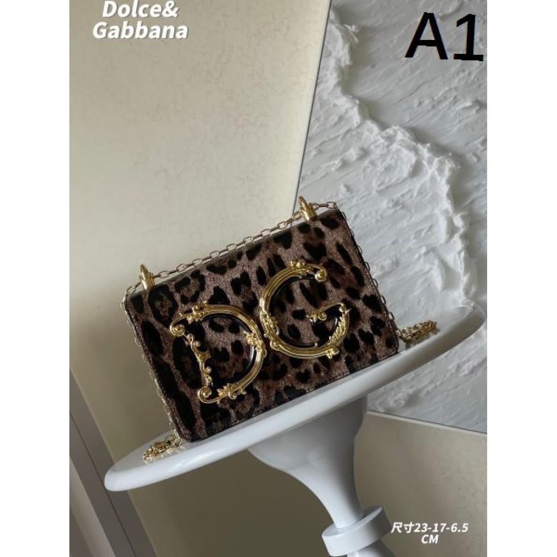 ラグジュアリーな存在感 DOLCE＆GABBANA ドルチェ＆ガッバーナ コピー ショルダーバッグ で上質に