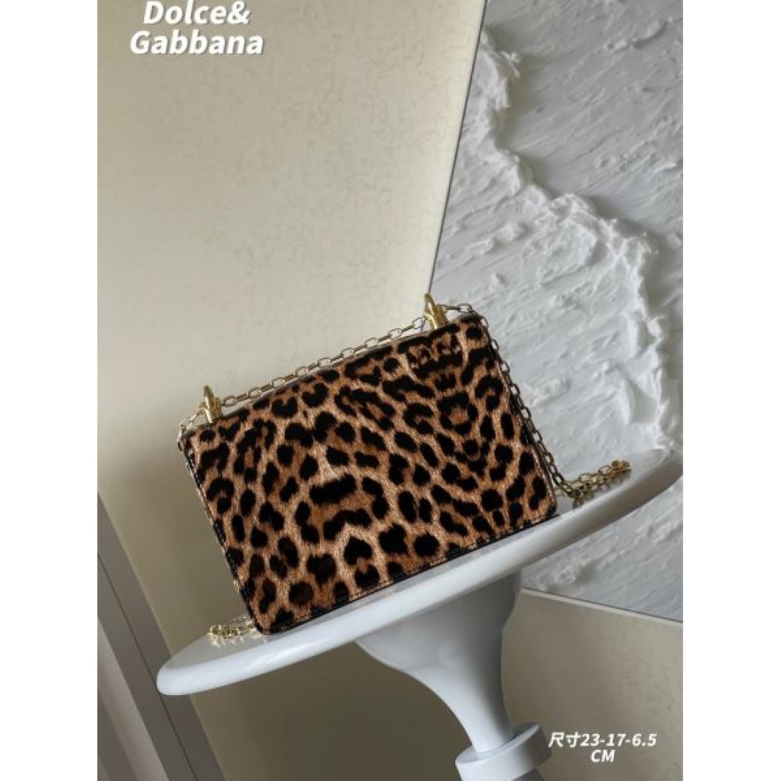 ラグジュアリーな存在感 DOLCE＆GABBANA ドルチェ＆ガッバーナ コピー ショルダーバッグ で上質に