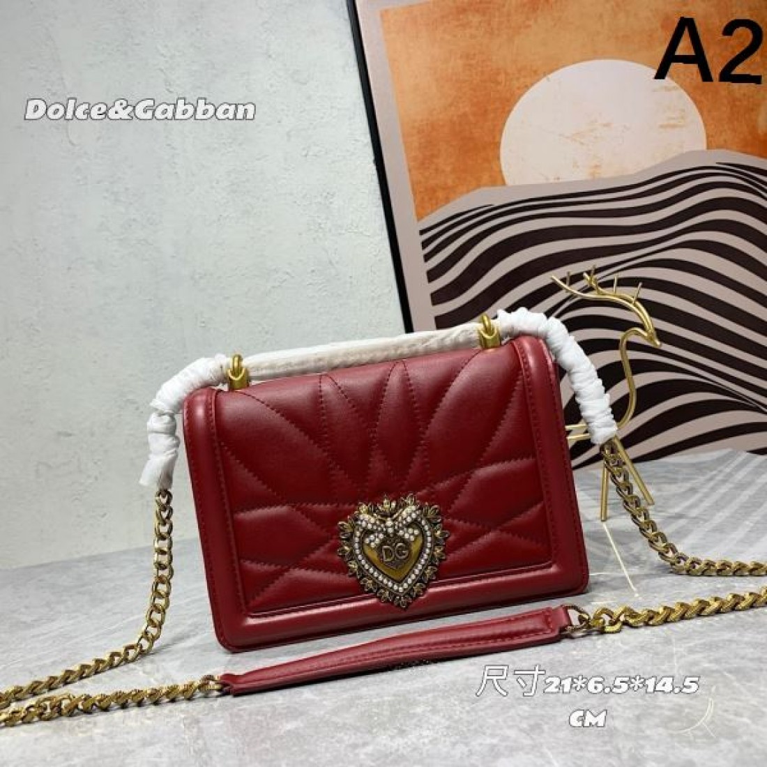 大人の雰囲気ただよう ドルチェ＆ガッバーナ コピー ショルダーバッグ DOLCE＆GABBANA スタイリッシュに