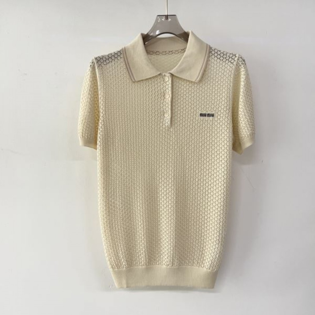 MIU MIU ミュウミュウ コピー 半袖 洗練された女性らしい仕上がり