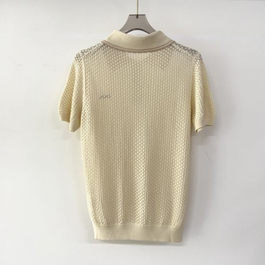 MIU MIU ミュウミュウ コピー 半袖 洗練された女性らしい仕上がり