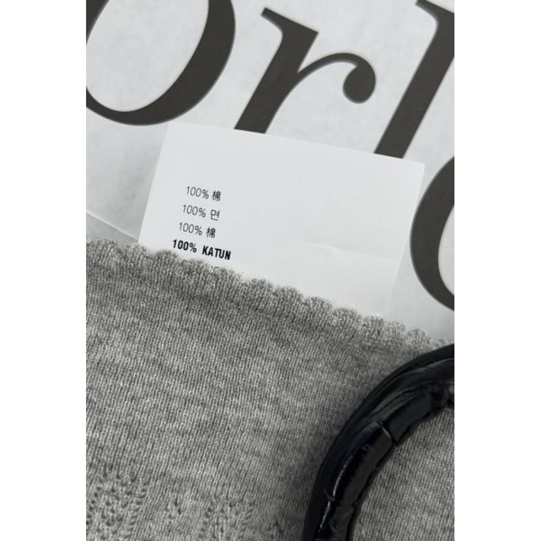 MIU MIU ミュウミュウ コピー 半袖 上品でモダンなデザインが魅力