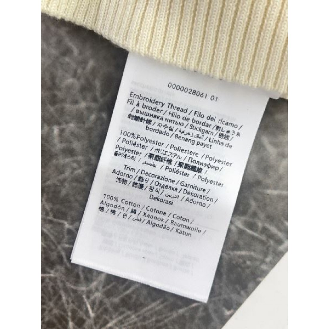  洗練されたモダンな ヴァレンティノ スーパーコピー 半袖 VALENTINO