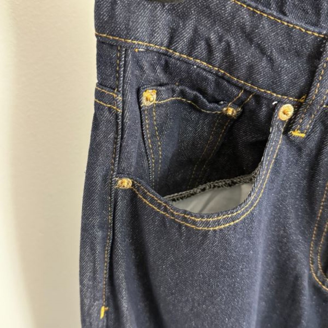 LOUIS VUITTON ルイヴィトン コピー ジーンズ 気品あふれるカジュアルスタイル