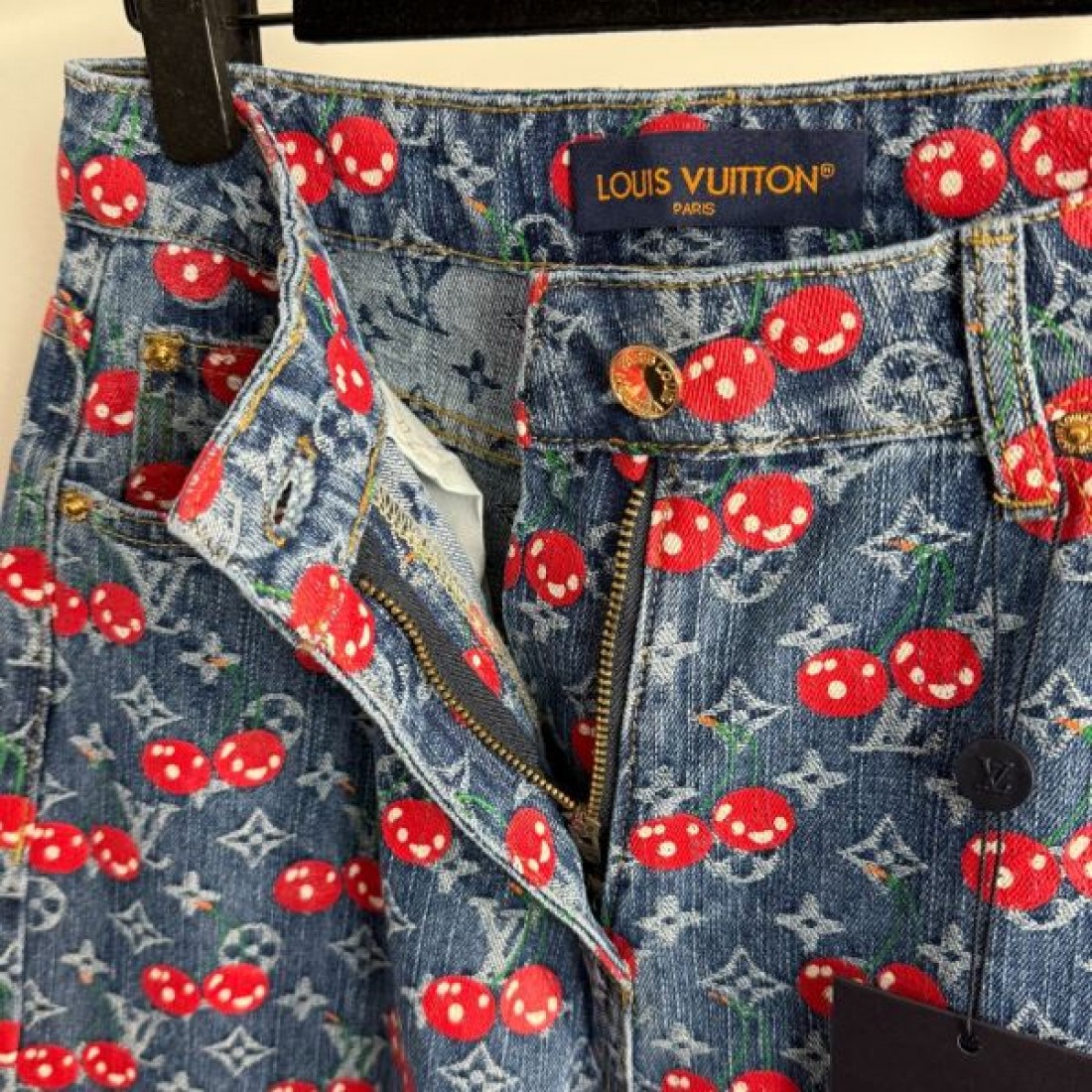 モダンで洗練された ルイヴィトンスーパー コピー ジーンズ LOUIS VUITTON