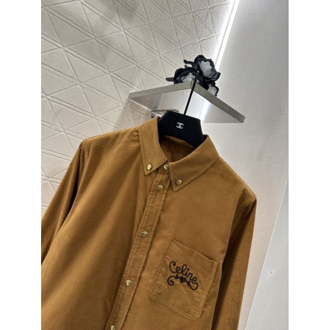 シンプルで大人っぽい CELINE コピー シャツ CELINE 上品な仕上がり