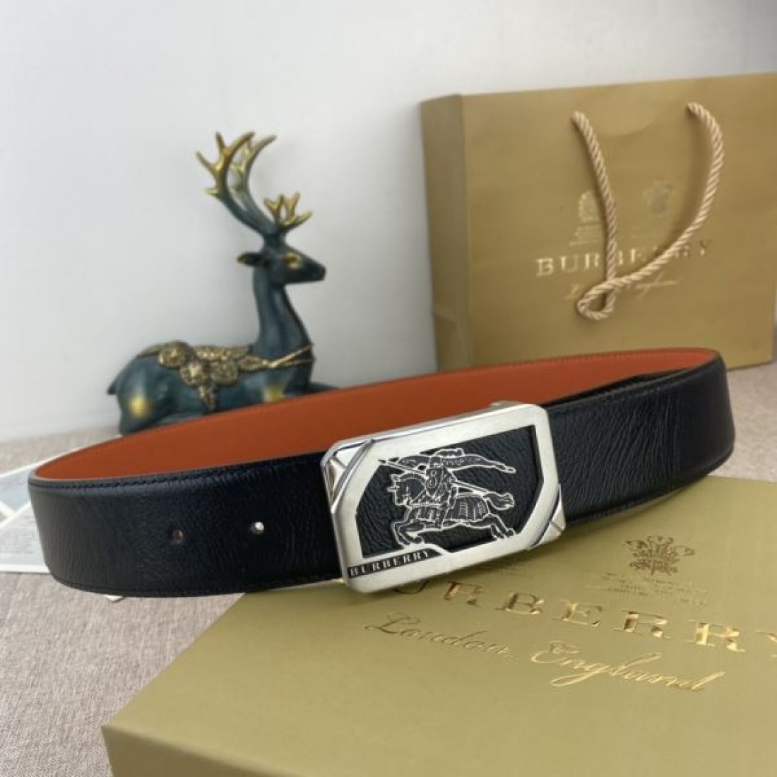 格調高い BURBERRY スーパーコピー ベルト バーバリー で存在感を演出