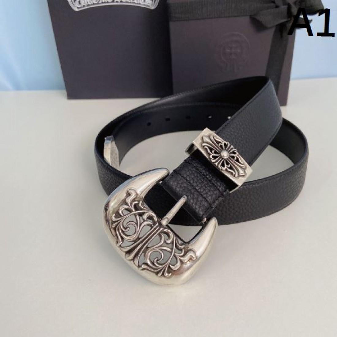 クロムハーツ コピー ベルト CHROME HEARTS 上質でスタイリッシュなデザイン