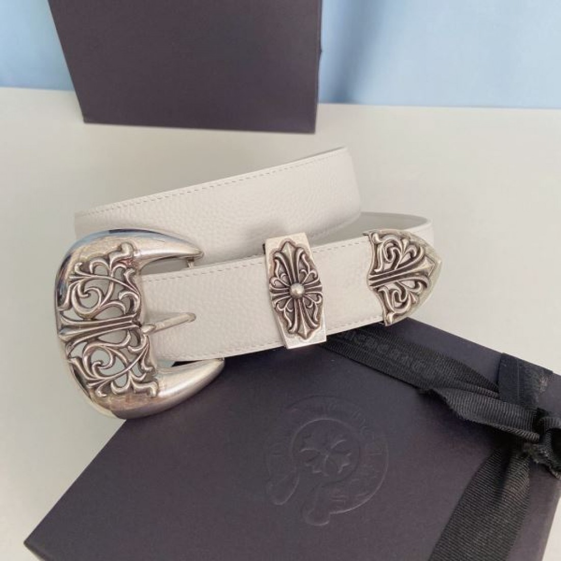 クロムハーツ コピー ベルト CHROME HEARTS 上質でスタイリッシュなデザイン