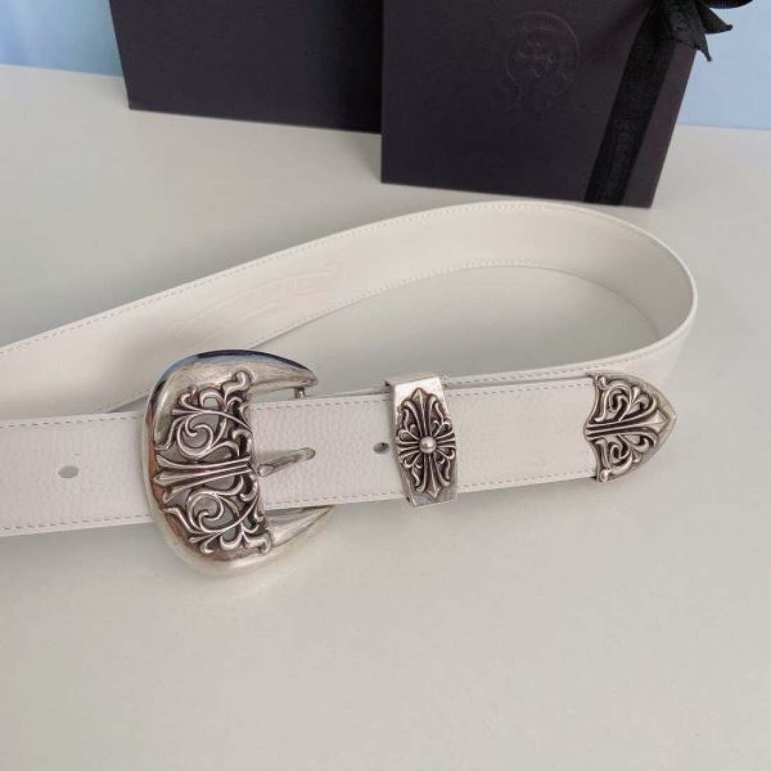 クロムハーツ コピー ベルト CHROME HEARTS 上質でスタイリッシュなデザイン