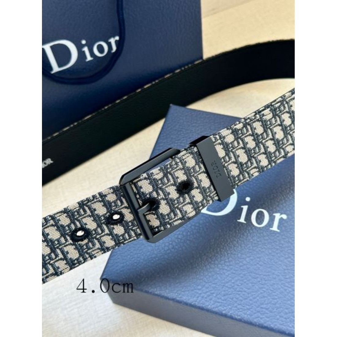 洗練された雰囲気ただよう DIOR ディオール コピー ベルト 魅力的な一本