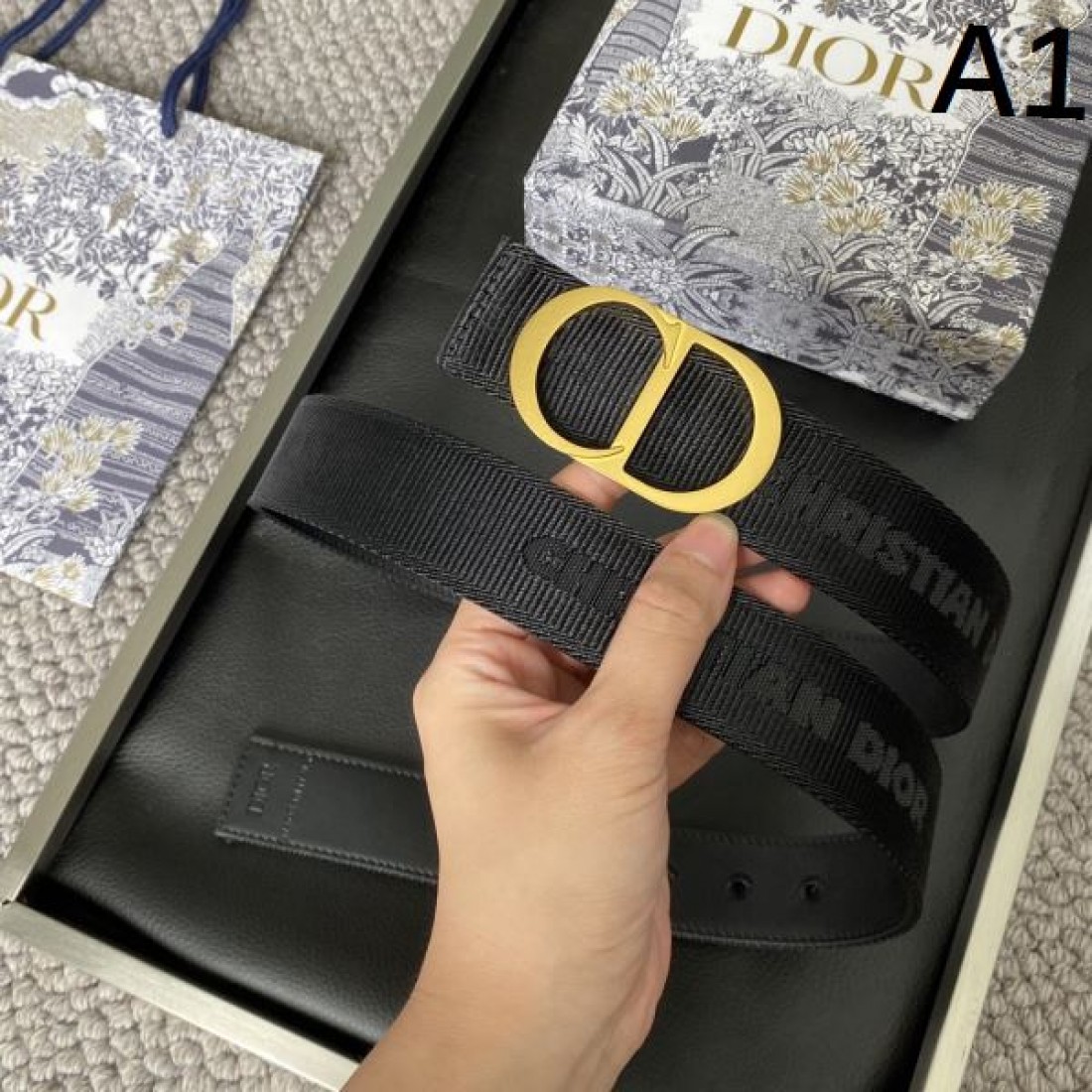 上質な雰囲気ただよう 人気の DIOR ディオール コピー ベルト 贅沢に