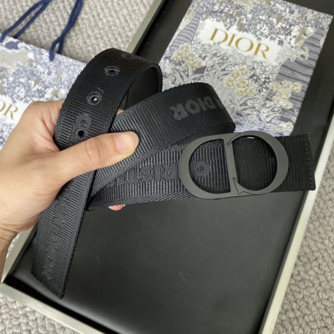 上質な雰囲気ただよう 人気の DIOR ディオール コピー ベルト 贅沢に