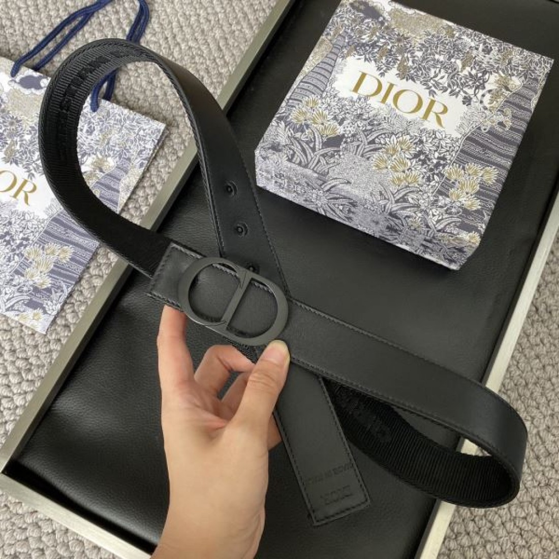 上質な雰囲気ただよう 人気の DIOR ディオール コピー ベルト 贅沢に