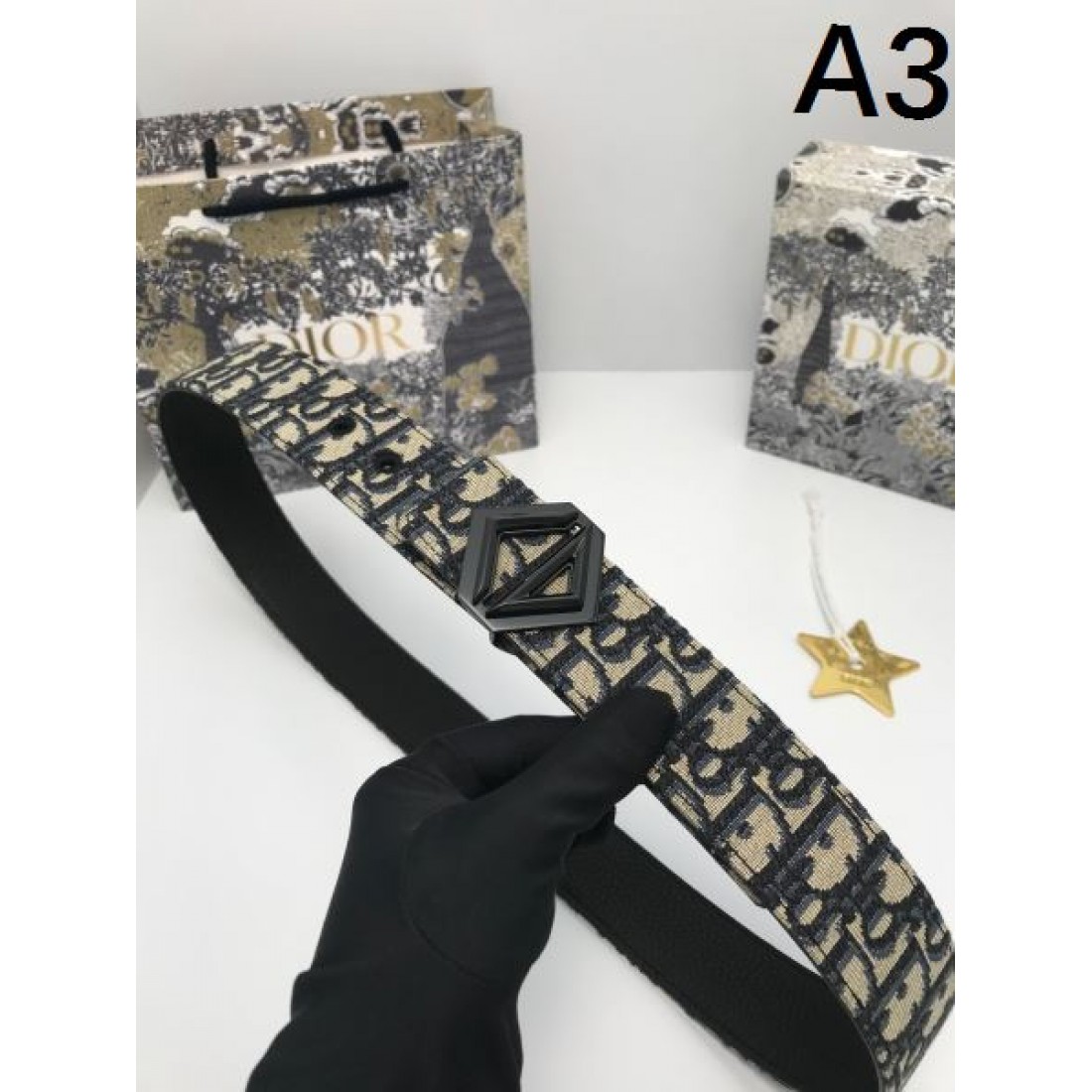 ラグジュアリーで洗練された DIOR ディオール コピー ベルト 魅力的な