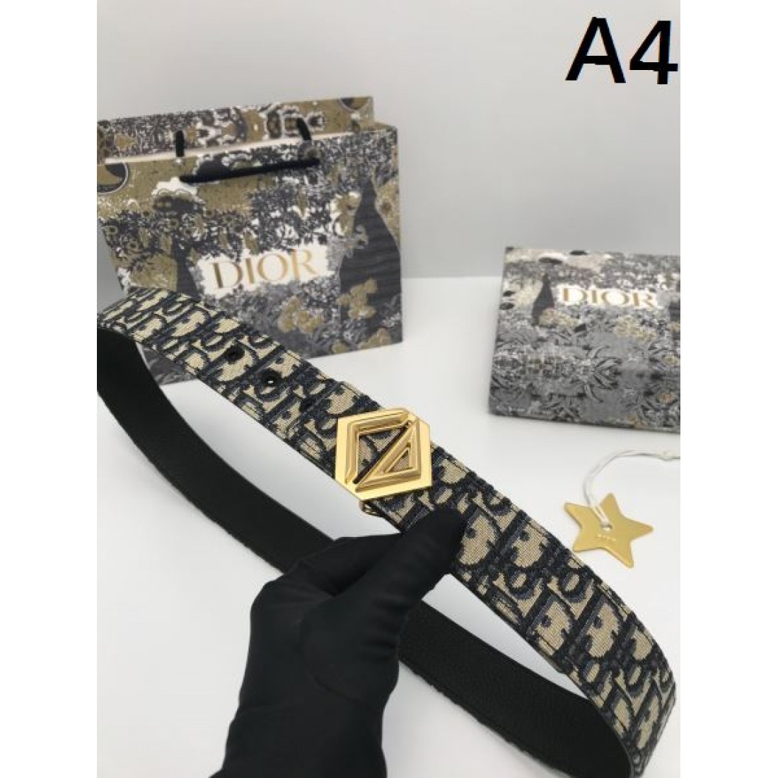 ラグジュアリーで洗練された DIOR ディオール コピー ベルト 魅力的な