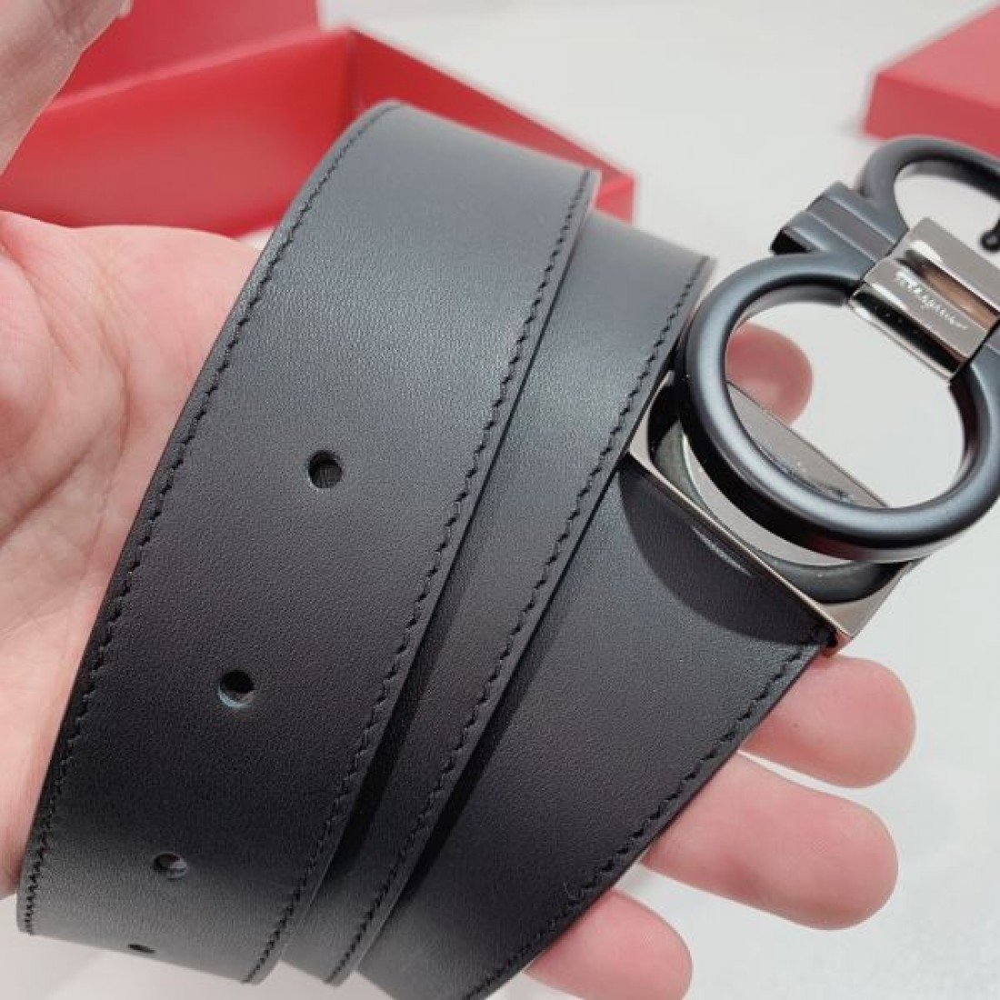 魅惑的で大胆な FERRAGAMO サルヴァトーレ コピー ベルト 存在感のある