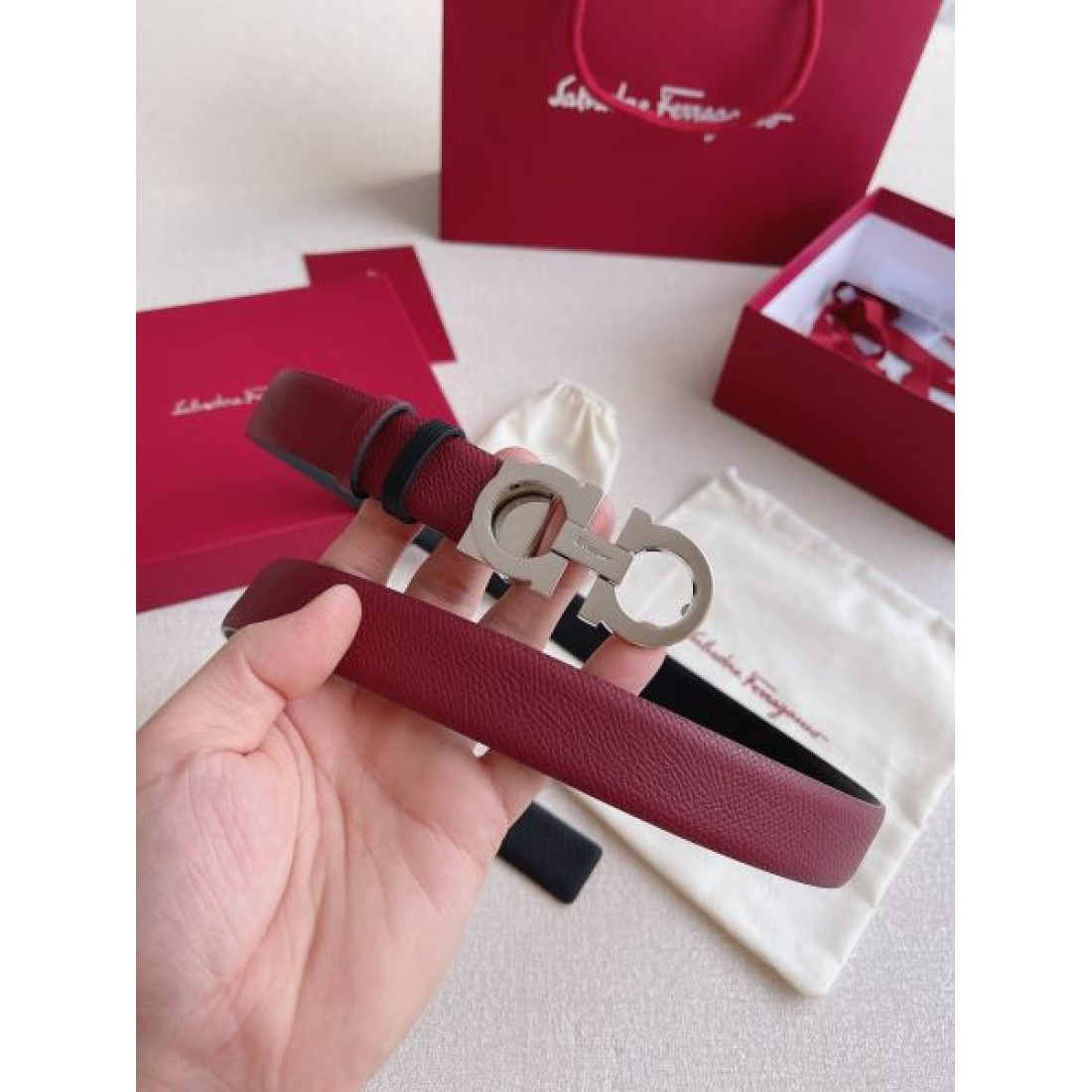  サルヴァトーレ コピー ベルト 上質なスタイルを演出する FERRAGAMO