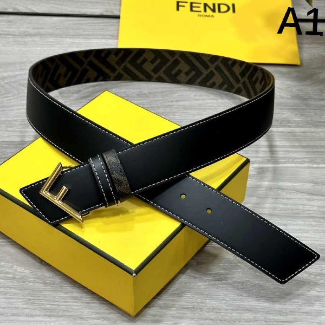 トレンド感あふれる フェンディ コピー ベルト FENDI 華やかで印象的な