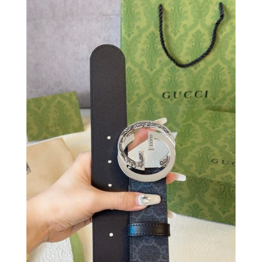 おすすめ グッチ スーパーコピー ベルト GUCCI 独特で魅惑的なデザイン