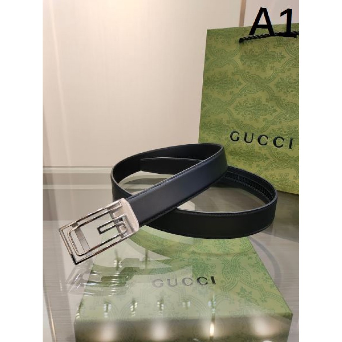 センス抜群の グッチ GUCCI スーパーコピー ベルト モダンな印象に