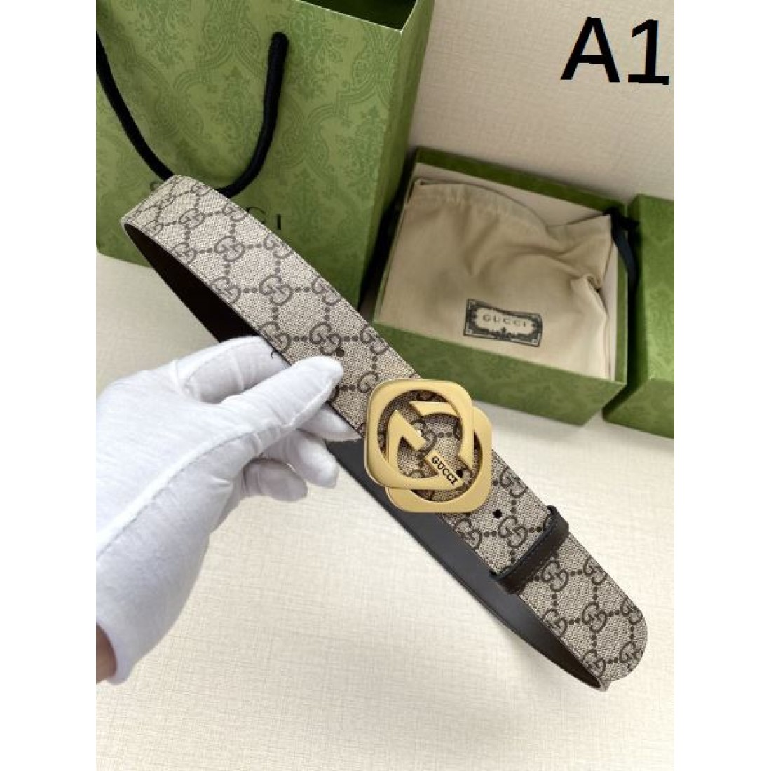 クラシックで重厚感ある グッチ スーパーコピー ベルト GUCCI 高級志向におすすめ