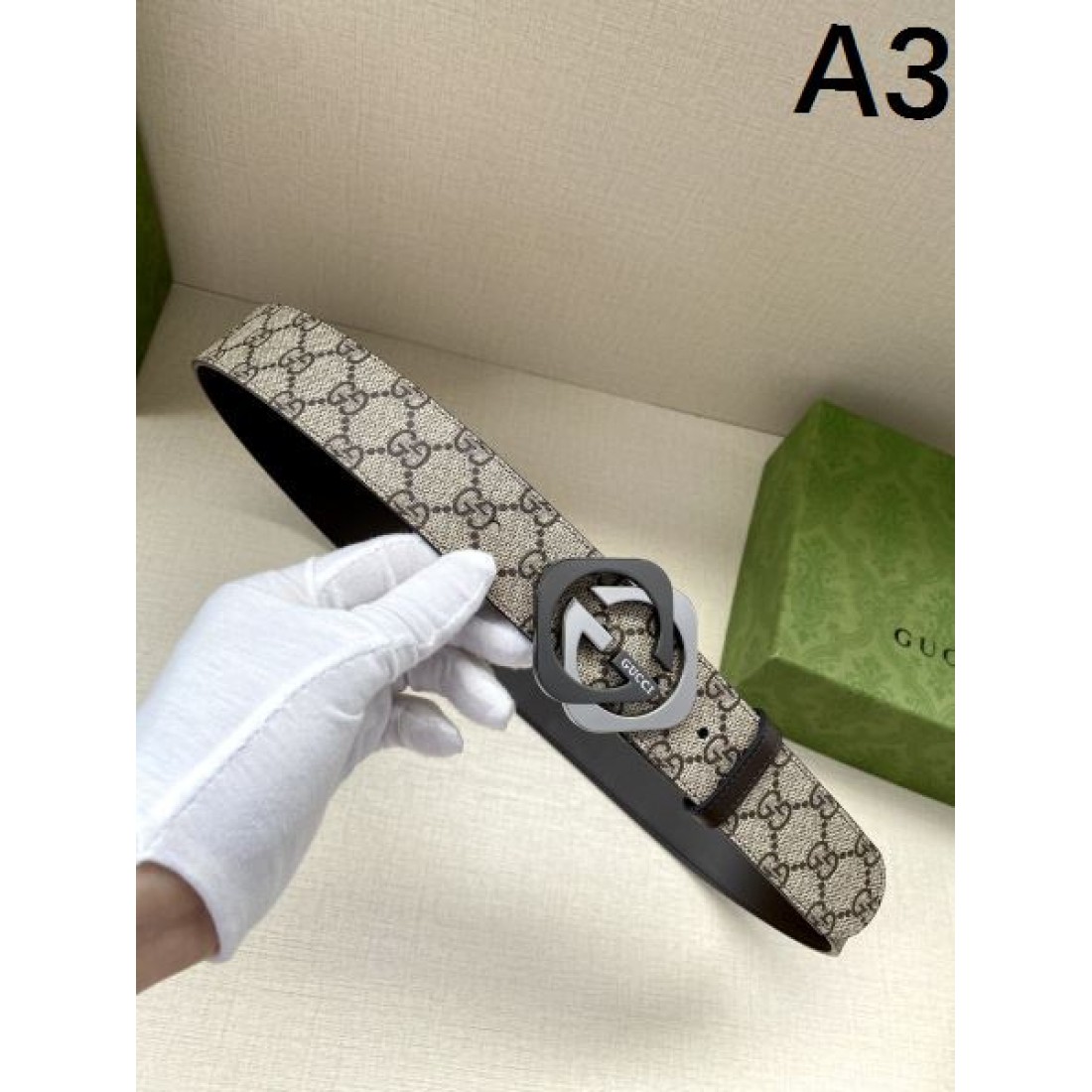  クラシックで重厚感ある グッチ スーパーコピー ベルト GUCCI 高級志向におすすめ