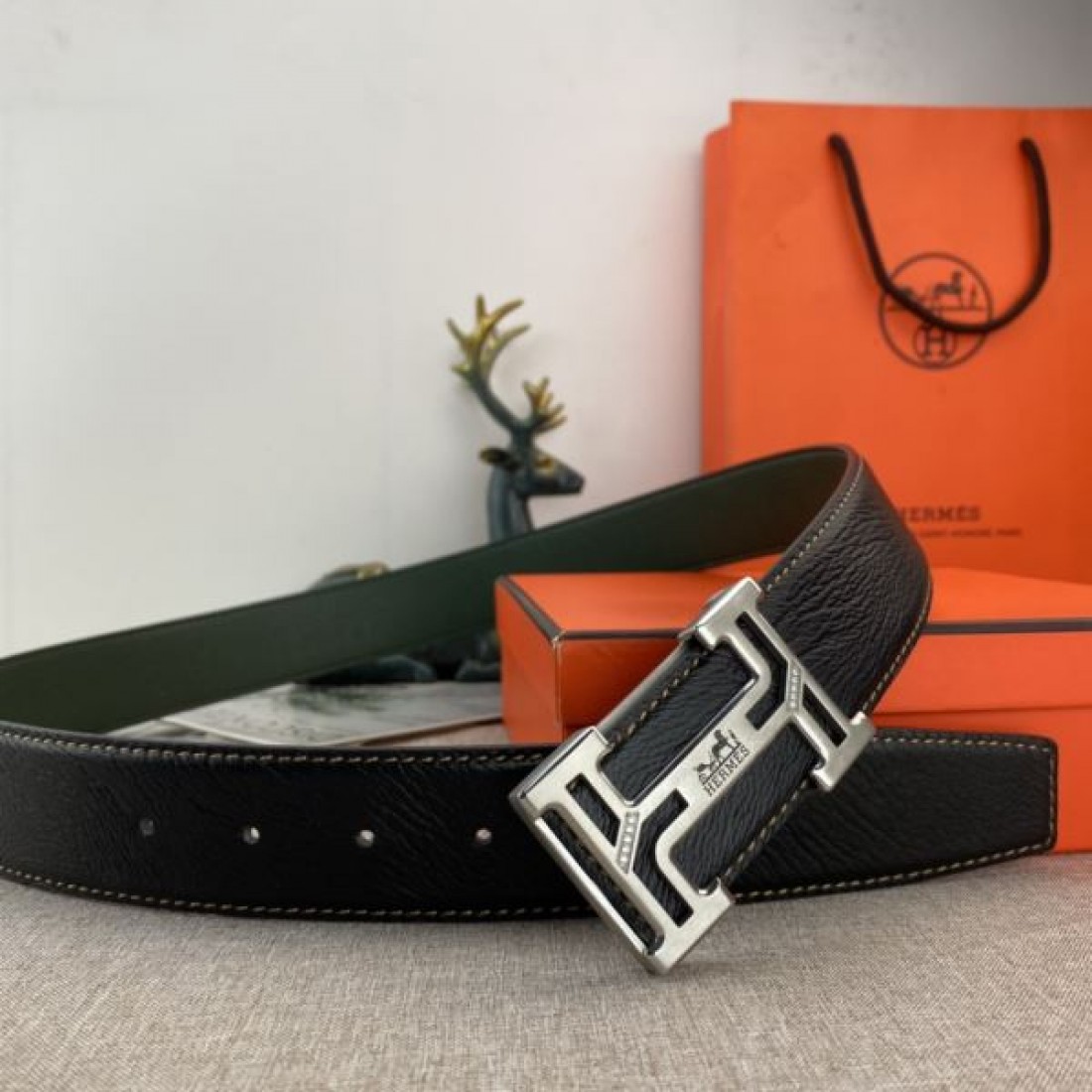 エルメス HERMES スーパーコピー ベルト 贅沢でモダンな存在感