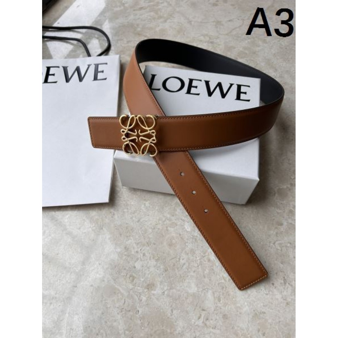  ロエベ LOEWE スーパーコピー ベルト エレガントで都会的な雰囲気