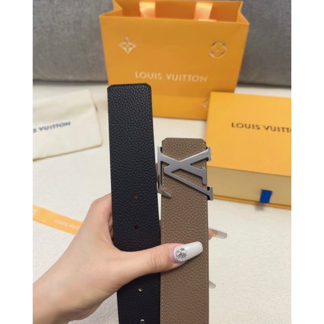 人気急上昇の LOUIS VUITTON ルイ ヴィトン コピー ベルト 個性的で華やか