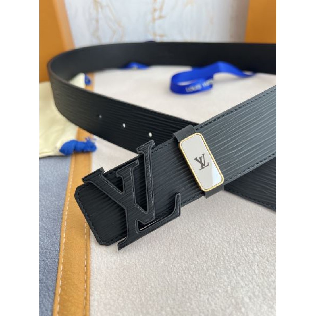 ルイ ヴィトン コピー ベルト LOUIS VUITTON 洗練されたスタイルと特別感