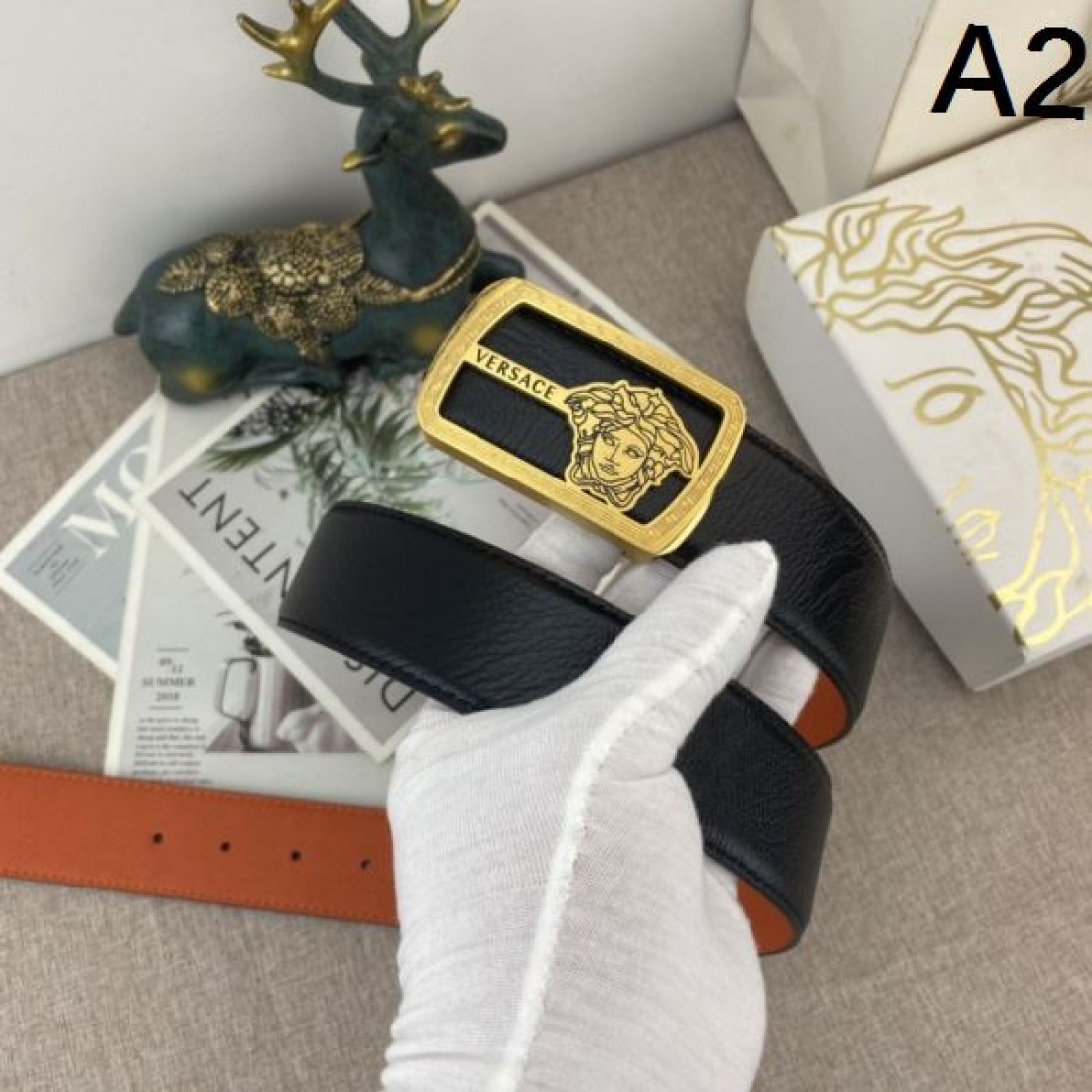 VERSACE ヴェルサーチェ スーパーコピー ベルト 人気急上昇のモードな装いに