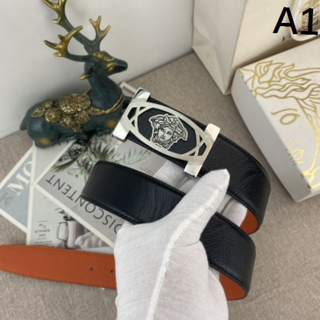 VERSACE ヴェルサーチェ コピー ベルト 高級志向の方にピッタリな洗練さ