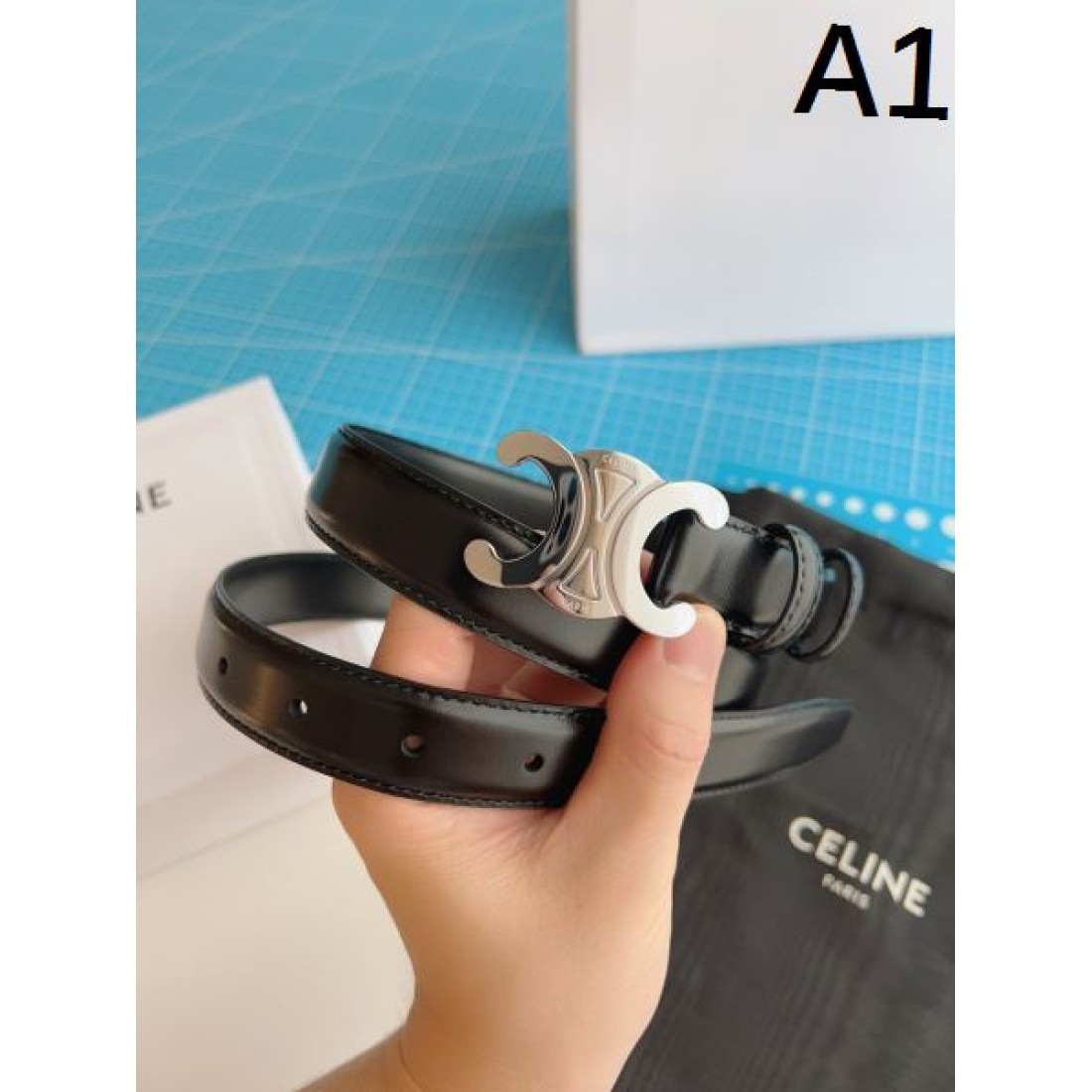 CELINE セリース スーパーコピー ベルト エレガントな雰囲気で上品に