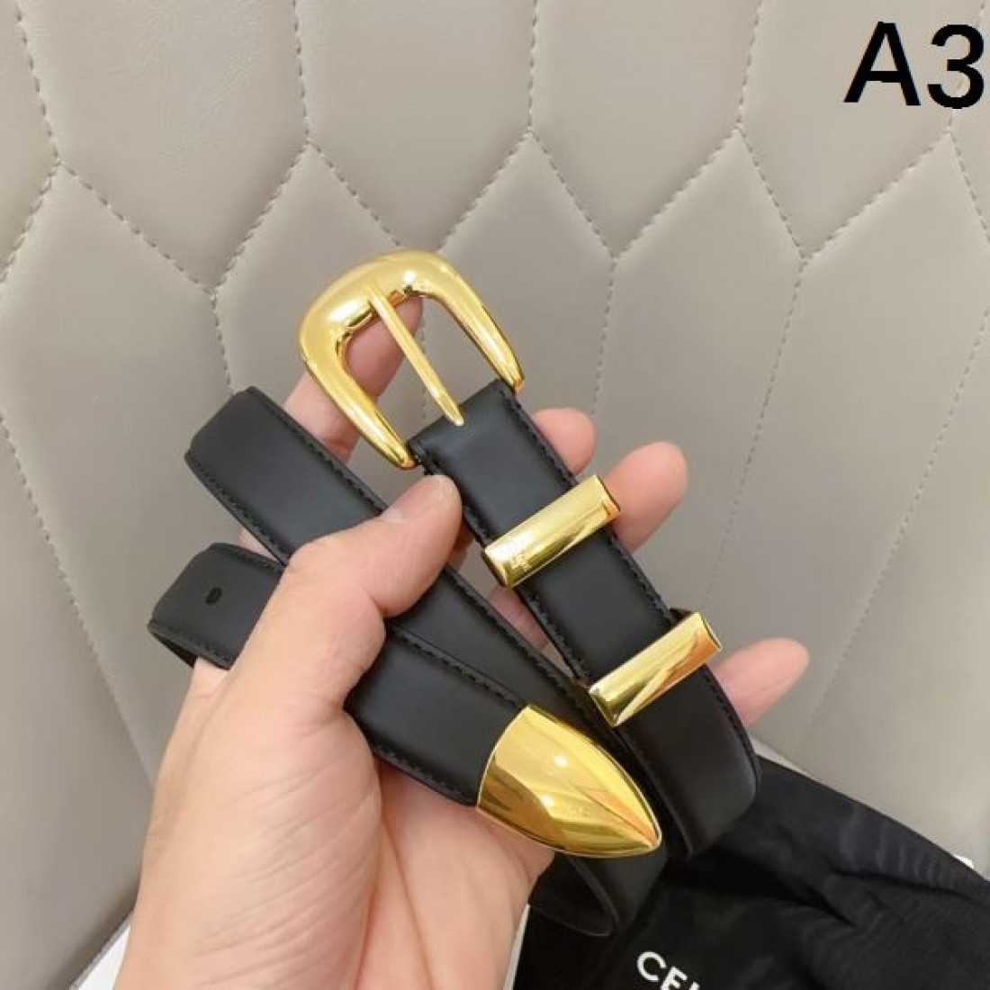 上質で都会的な セリース スーパーコピー ベルト CELINE で気分を格上げ