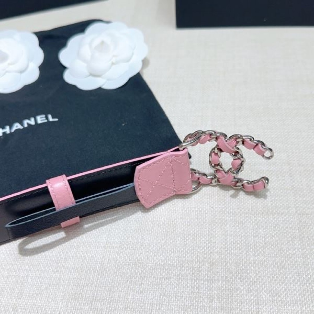 華やかでラグジュアリーな CHANEL シャネル スーパーコピー ベルト 魅力あふれる