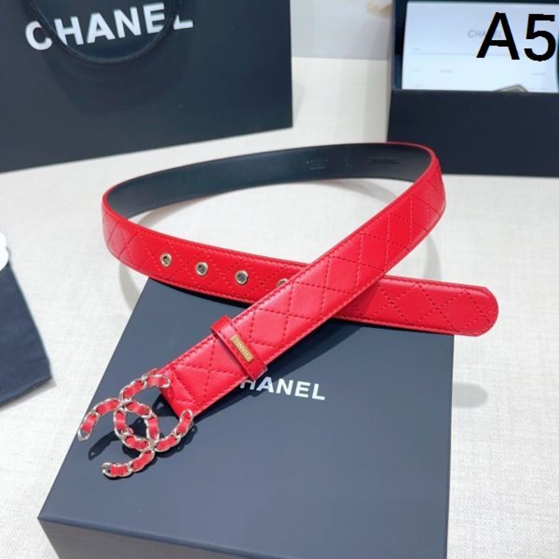  CHANEL シャネルスーパー コピー ベルト 個性的で魅惑的なアクセント