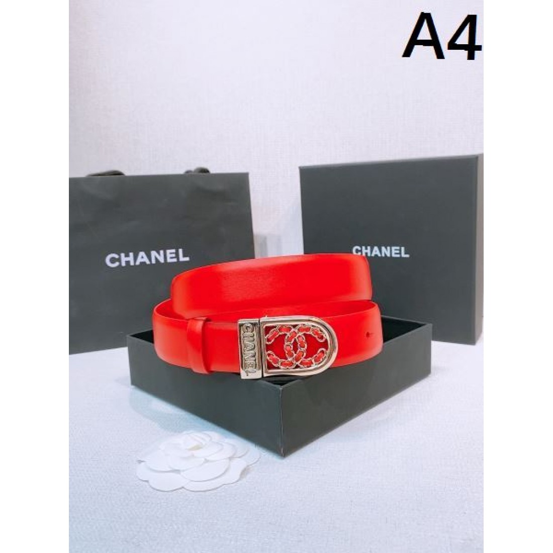 優美なラインが美しい シャネル スーパーコピー ベルト CHANEL