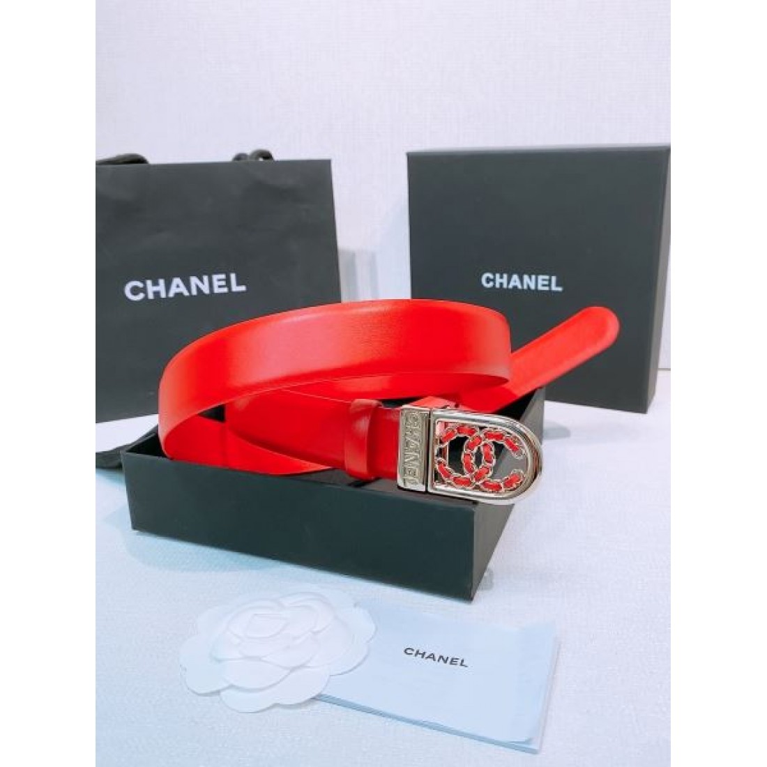 優美なラインが美しい シャネル スーパーコピー ベルト CHANEL