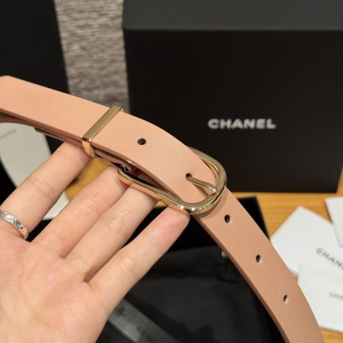  CHANEL シャネル スーパーコピー ベルト ラグジュアリーで華やかなデザイン