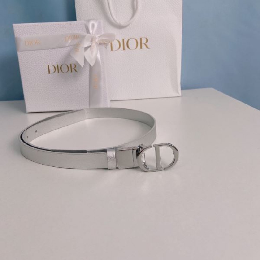 ディオール スーパーコピー ベルト DIOR 独創的でスタイリッシュなアイテム